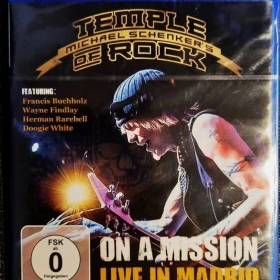 Polecam Nowy 4 Płytowy Album 3 CD  + 1 Blu Ray Koncert MARYLLION de LUX