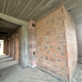 Jagodnik gmina Cmolas, województwo podkarpackie, dom parterowy o powierzchni zabudowy 130 mkw, sprzedaż 370 000 zł.