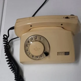 Sprzedam Telefon kolekcjonerski Pamiątka z okresu PRL 100% sprawny
