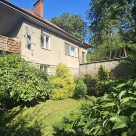 Wyjątkowa nieruchomość nad Zalewem Rożnowskim