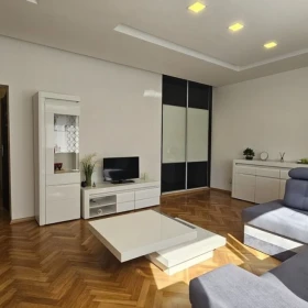 Wyjątkowa nieruchomość nad Zalewem Rożnowskim