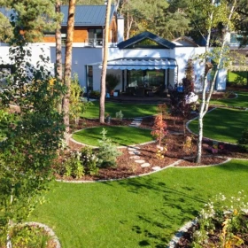 Usługi ogrodnicze, projektowanie i zakładanie ogrodów Premium. 