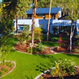 Usługi ogrodnicze, projektowanie i zakładanie ogrodów Premium. 