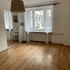 Przytulna kawalerka w ścisłym Centrum, ul. Zwycięstwa |Media miejskie|