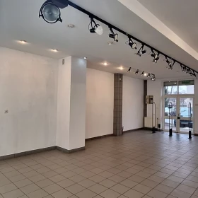 Tarnów-centrum-lokal 83m2
