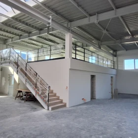 Tarnów-hala modułowa 450m2x3,  3 bramy