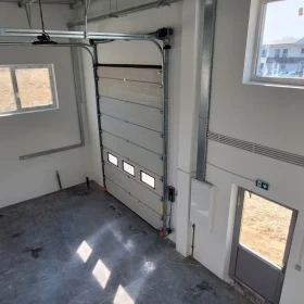 Tarnów-hala modułowa 450m2x3,  3 bramy