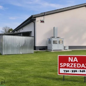 Nowoczesny budynek 600 m² na sprzedaż w Mędrzechowie – idealny pod działalność