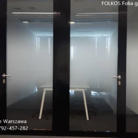 Oklejamy szklane drzwi Warszawa- folie na szklane drzwi w biurze-Oklejamy biura Warszawa- oklejamy szkoły, szpitale, magazyny, sklepy....