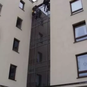  Mycie dużych powierzchni szklanych