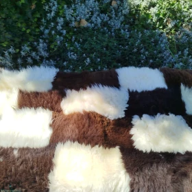 Patchwork z naturalnych skór owczych