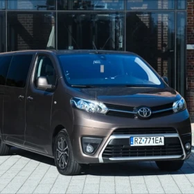 Transfer lotniskowy | Transport biznesowy | Rzeszów
