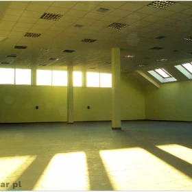 ok. Radłowa-pawilon 570m2
