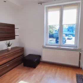 Bema-umeblowane 35m2, parking